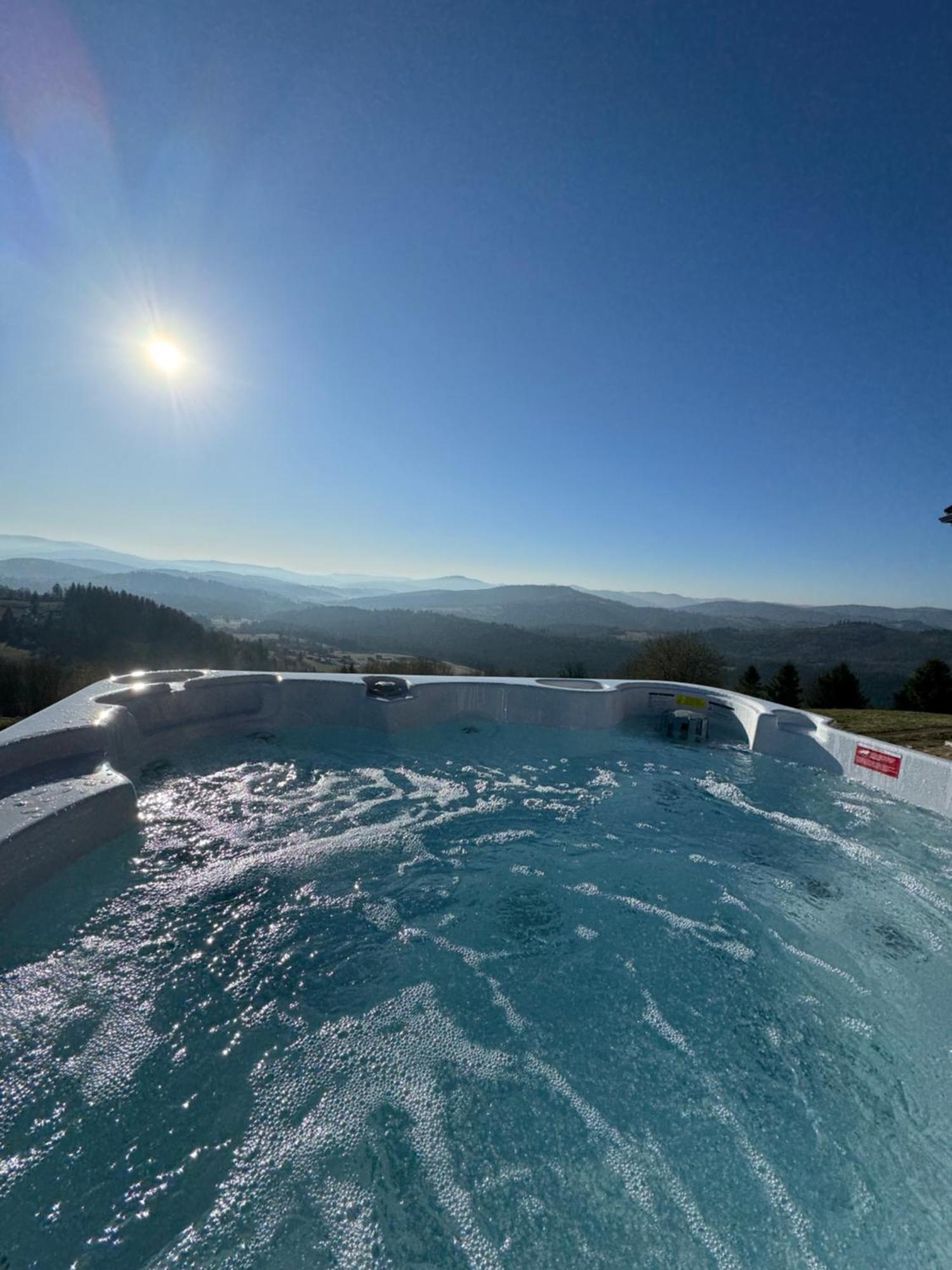 Montini - Wybrane Domki Z Jacuzzi Koniaków Kültér fotó